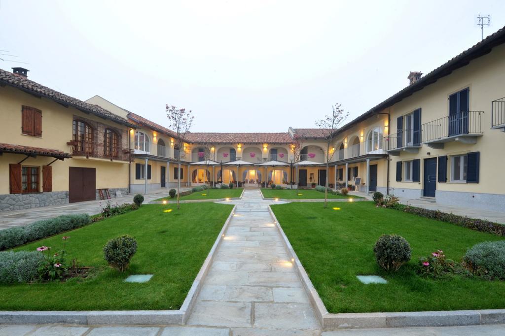 Agriturismo Cascina Varie Castagnito Экстерьер фото