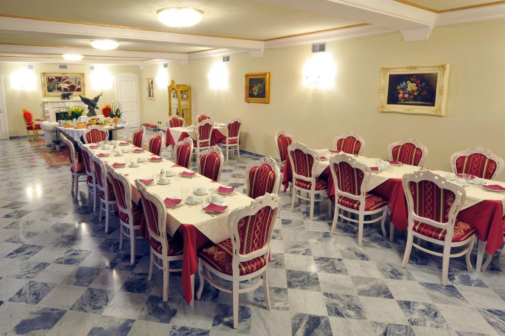 Agriturismo Cascina Varie Castagnito Экстерьер фото