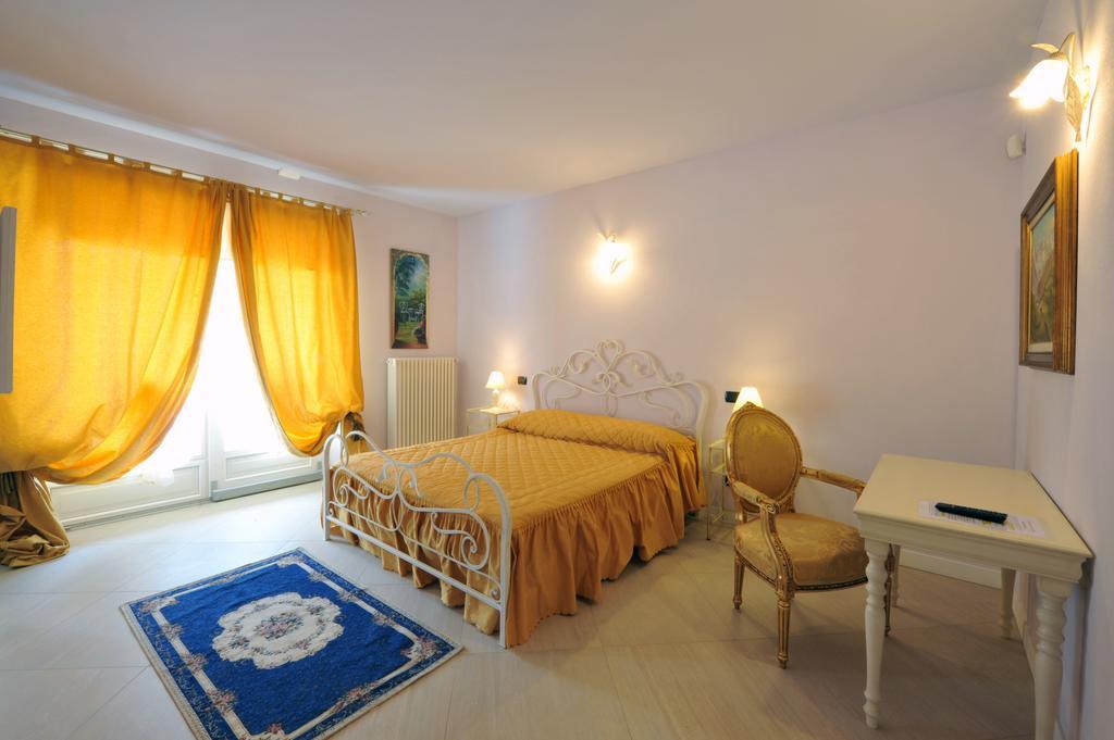 Agriturismo Cascina Varie Castagnito Экстерьер фото