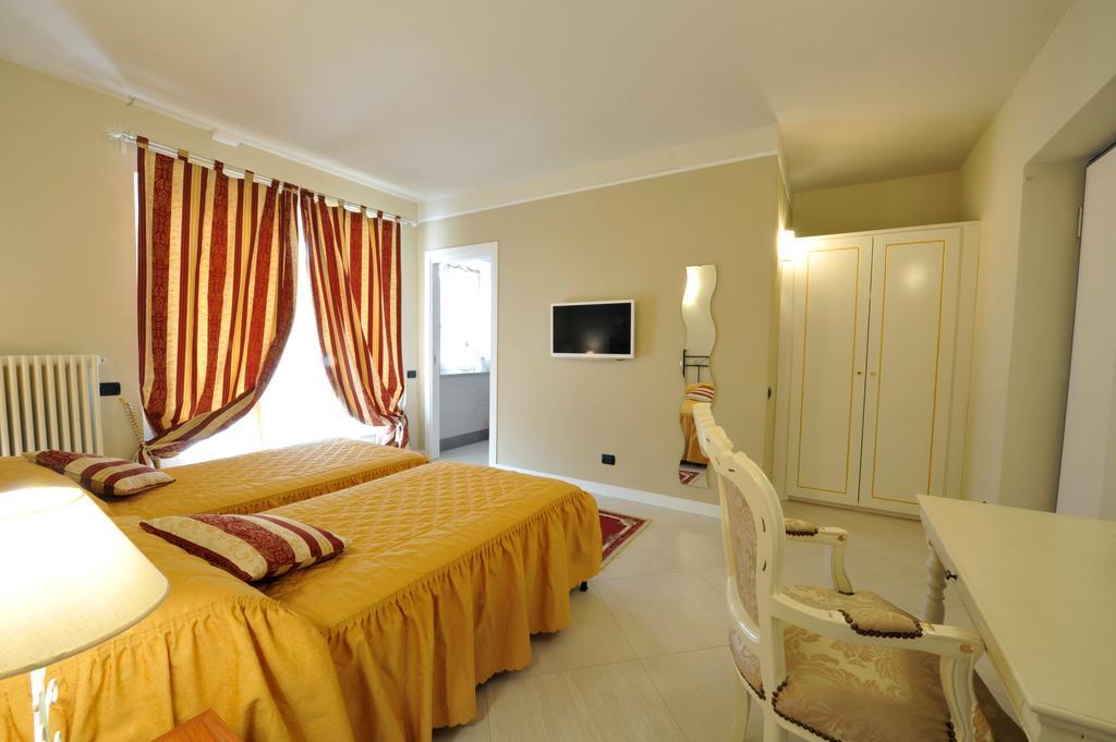 Agriturismo Cascina Varie Castagnito Экстерьер фото