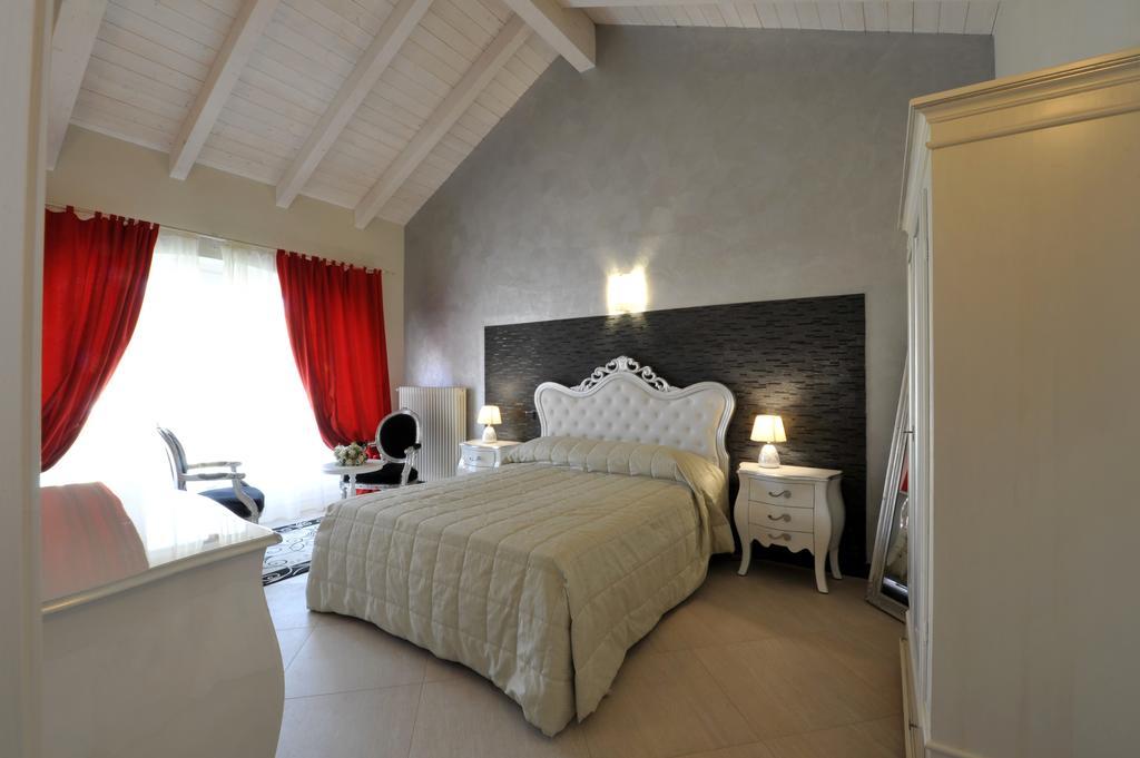 Agriturismo Cascina Varie Castagnito Экстерьер фото