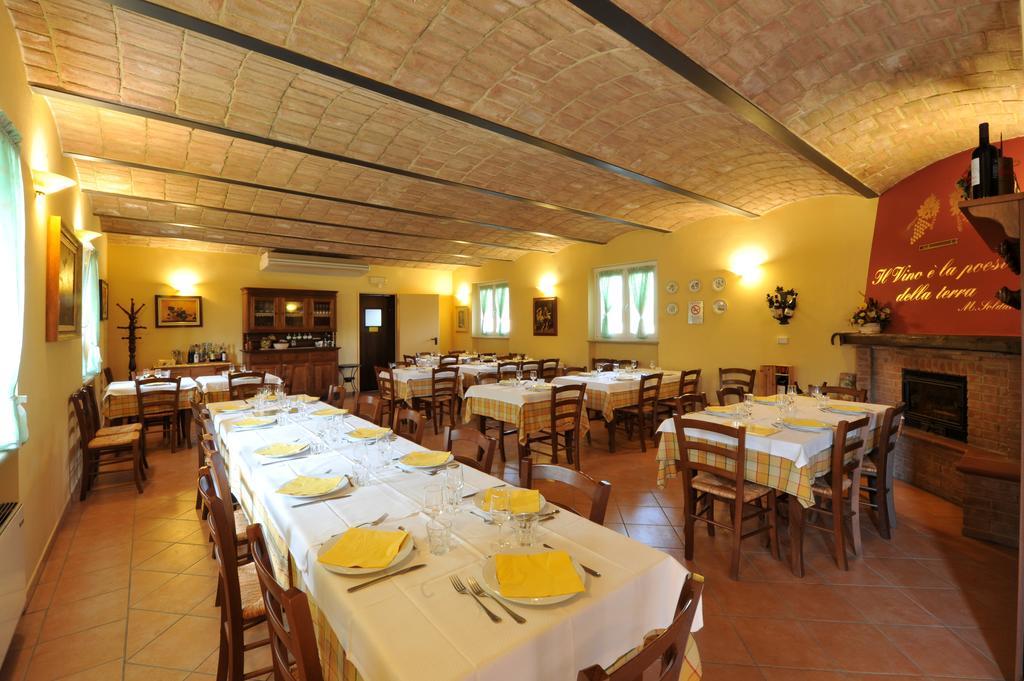 Agriturismo Cascina Varie Castagnito Экстерьер фото